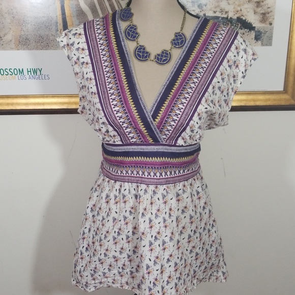Jessica Simpson Tops - JESSICA SIMPSON BOHO TOP💥